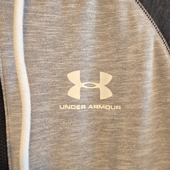 Under Armour Men’s Grey Full Zip Hoodie Small Raglan Sleeve - Picture 3 of 5